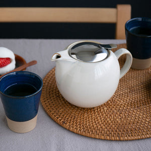 ZERO JAPAN - BEE HOUSE - ROUND TEAPOT for TWO (24 oz) - Natural White -Coffee & Tea-ZERO JAPAN-santoku nyc