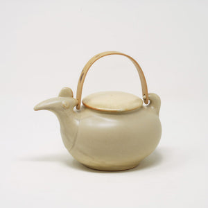 Dobin: Traditional Japanese Porcelain Teapot 'Tori (Bird)' - ceramic japan-Tea & Coffee Ware-ceramic japan-santoku nyc