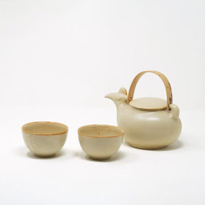 Dobin: Traditional Japanese Porcelain Teapot 'Tori (Bird)' - ceramic japan-Tea & Coffee Ware-ceramic japan-santoku nyc