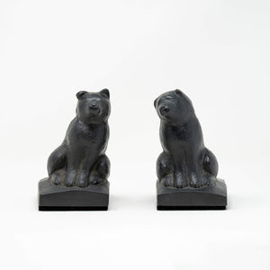 OMOSI Cast Iron A Pair of Dogs Bookend - Kojo Seisakusho-Bookends-Kojo Seisakusho-santoku nyc