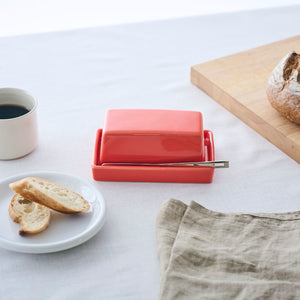 BEE HOUSE Compact Butter Dish with Butterknife - ZERO JAPAN
