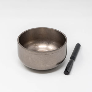 Musourin Orin Japanese Singing Bowl Oboro Silver Finish 4.76 in – KYUJO-Hand Bells-Kyujo-santoku nyc