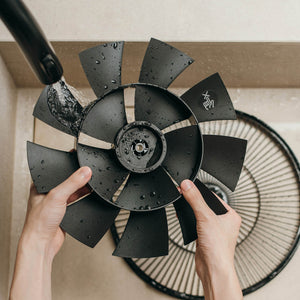 Standing Electric Fan 'NatureWind Studio' - BALMUDA