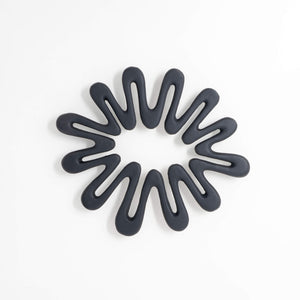 Iron Michi Trivet - Sumitani Saburo Shouten-Trivet-Sumitani Saburo Shouten-santoku nyc