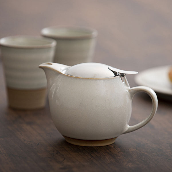 30%Off 【Sample Sale】 ZERO JAPAN - BEE HOUSE - ROUND TEAPOT for ONE  (15 oz)  - Natural White -